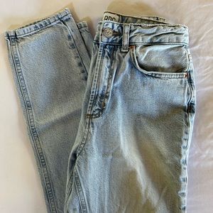 BDG Mom High Rise jeans